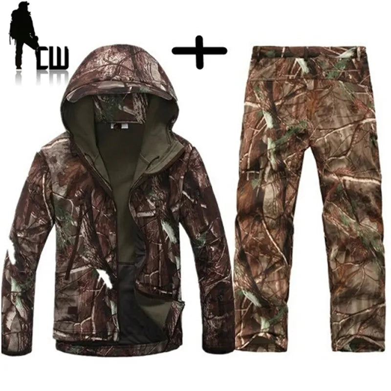 Mens Tactical Softshell Camouflage Jacket Set