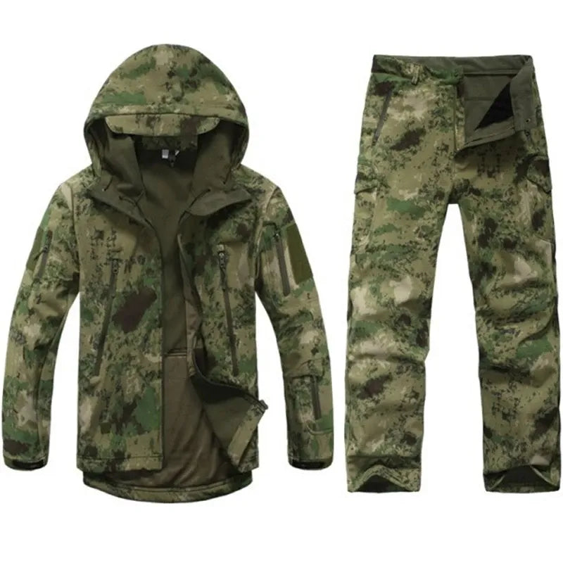 Mens Tactical Softshell Camouflage Jacket Set